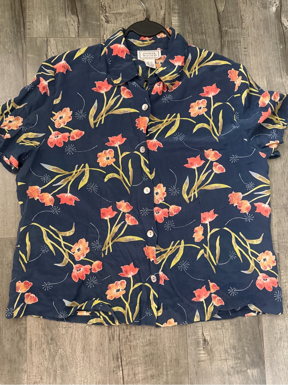 Vintage Jennifer Moore 100% Silk Floral Blouse Size 12 Navy Button Front - Picture 9 of 9